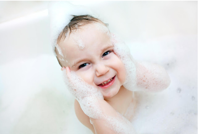 Y tú, ¿bañas a tu bebé de una forma segura?