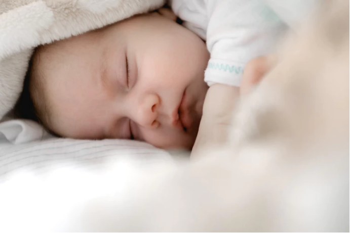 ¿Pesadillas, insomnio y noches largas? Descubre los trucos y consejos para que tus hijos duerman mucho mejor
