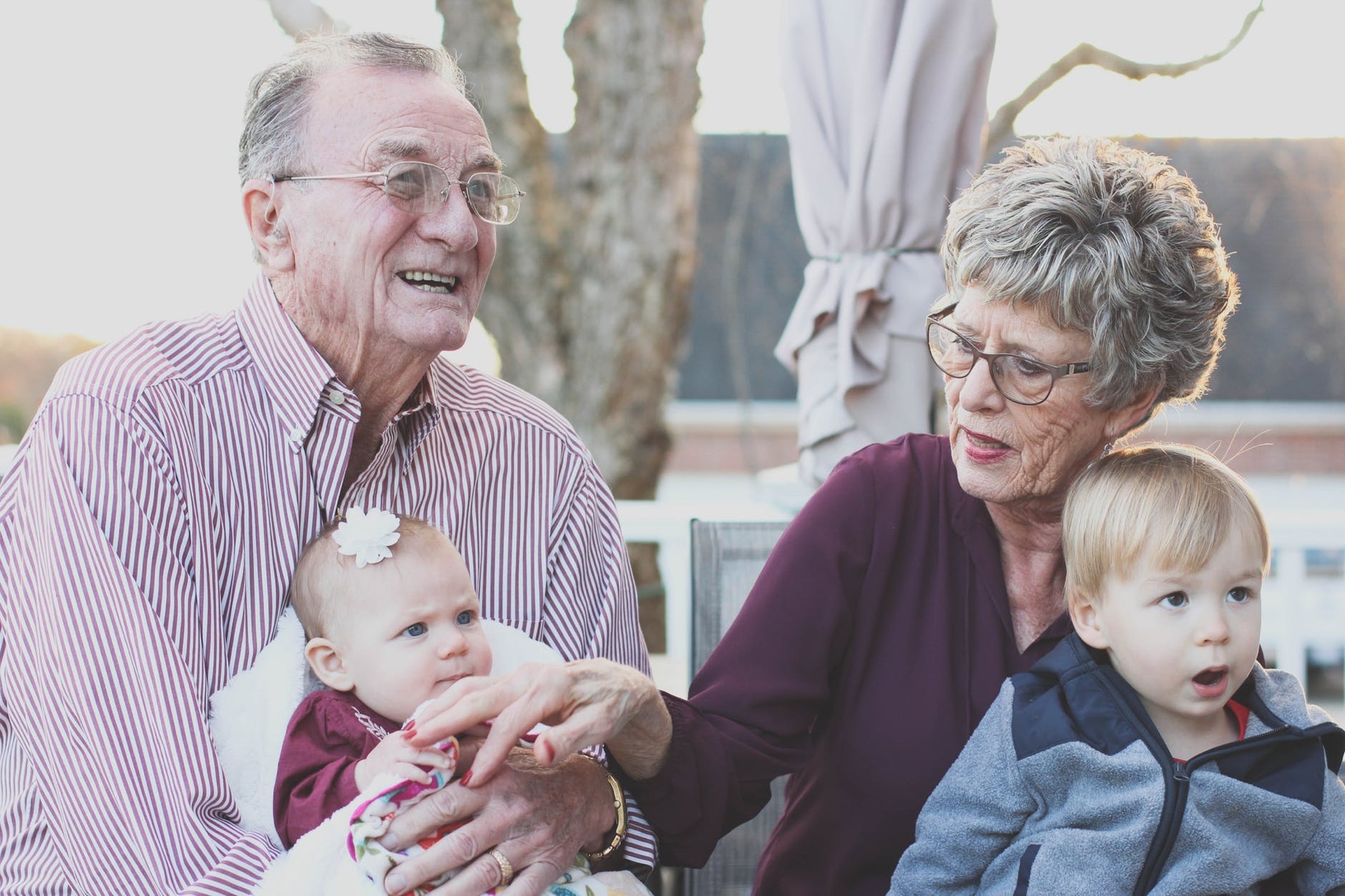 4 razones por las cuales los abuelos son lo mejor de la vida de tus hijos