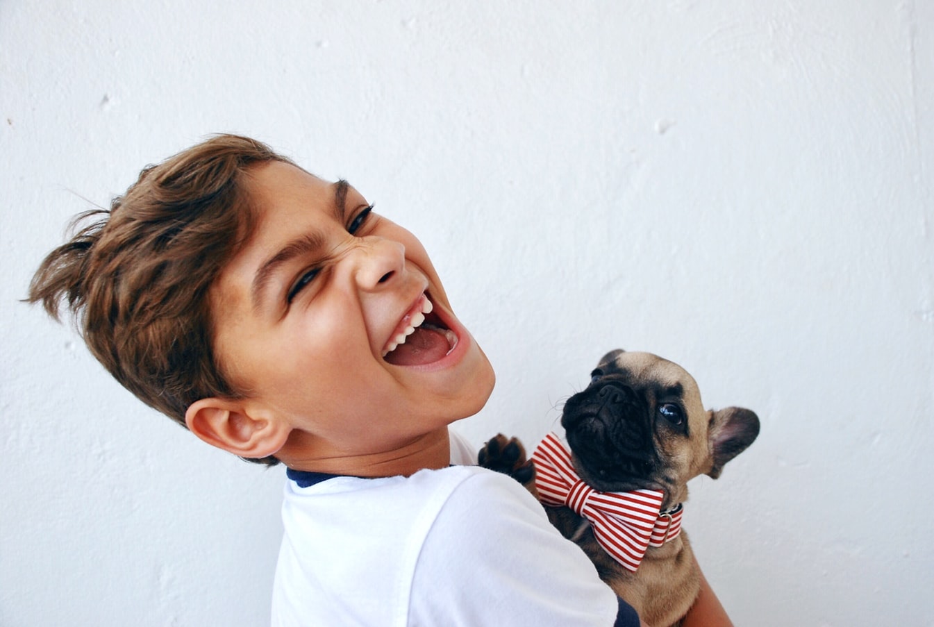 Beneficios para los niños de tener una mascota